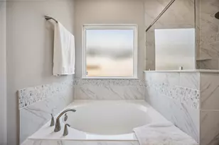 6923 California Black Oak Dr, Conroe, TX 77304 - Photo 15