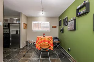 1219 Banks St, Houston, TX 77006 - Photo 17