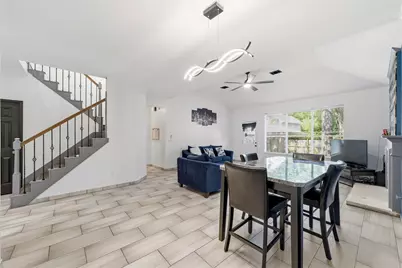 34 Firethorn Place, The Woodlands, TX 77382 - Photo 5