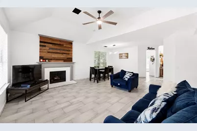 34 Firethorn Place, The Woodlands, TX 77382 - Photo 7