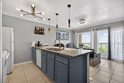 9520 Seawall Boulevard #320, Galveston, TX 77554 - Photo 5