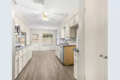 25907 Long Hill Lane, Spring, TX 77373 - Photo 9