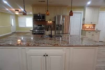 7506 Dearborn Street, Houston, TX 77055 - Photo 5