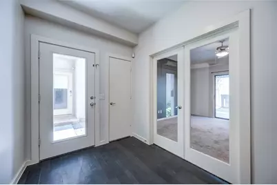 1729 Reinerman Street, Houston, TX 77007 - Photo 5