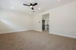 8806 Dogwood Dr, Tomball, TX 77375 - Photo 5