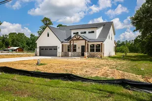 8806 Dogwood Dr, Tomball, TX 77375 - Photo 3