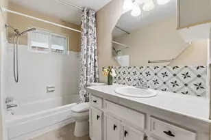 3008 Hunnington Dr, Conroe, TX 77303 - Photo 17