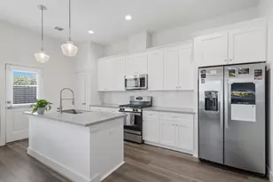 5264 Texas St, Houston, TX 77011 - Photo 9