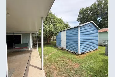 2637 Hampton Lane, Port Neches, TX 77651 - Photo 25