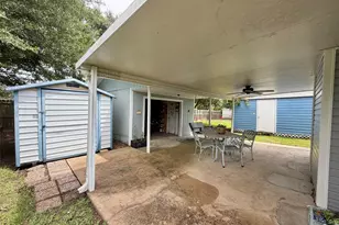 2637 Hampton Ln, Port Neches, TX 77651 - Photo 23