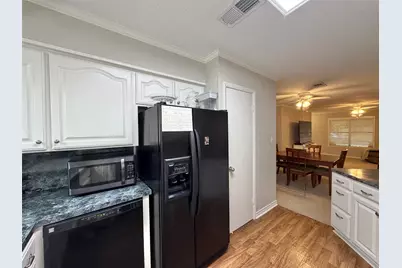2637 Hampton Lane, Port Neches, TX 77651 - Photo 9