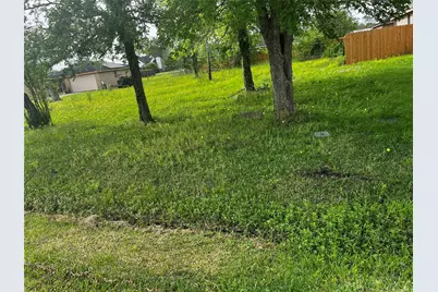 302 Manor Avenue, Arcola, TX 77583 - Photo 3