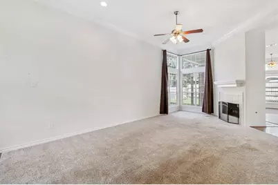 913 Christi Lynn Lane, Conroe, TX 77304 - Photo 9