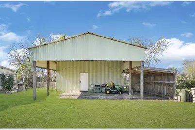 610 12th Street, Dickinson, TX 77539 - Photo 5