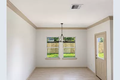 320 Briarwood Drive, Baytown, TX 77520 - Photo 9