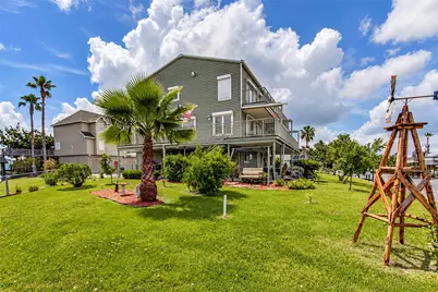 7 S Skimmer Street, La Marque, TX 77568 - Photo 3