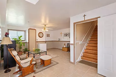 7 S Skimmer Street, La Marque, TX 77568 - Photo 5