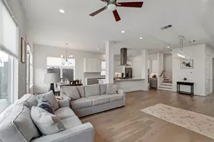 8706 Ojeman Crk Ln, Houston, TX 77055 - Photo 13