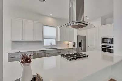 8706 Ojeman Creek Lane, Houston, TX 77055 - Photo 15