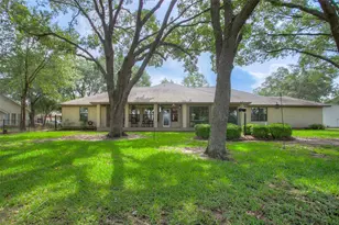 426 Brook Hollow Dr, Huntsville, TX 77340 - Photo 37