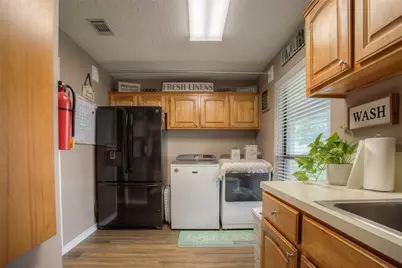 426 Brook Hollow Drive, Huntsville, TX 77340 - Photo 33