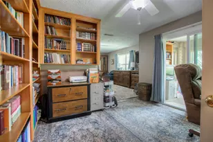 426 Brook Hollow Dr, Huntsville, TX 77340 - Photo 17