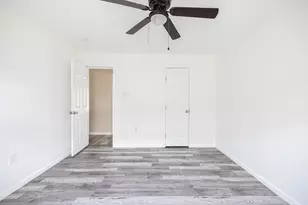 11938 Greenglen Dr, Houston, TX 77044 - Photo 15