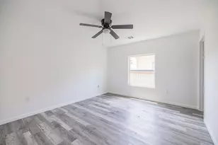 11938 Greenglen Dr, Houston, TX 77044 - Photo 13