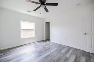 11938 Greenglen Dr, Houston, TX 77044 - Photo 17