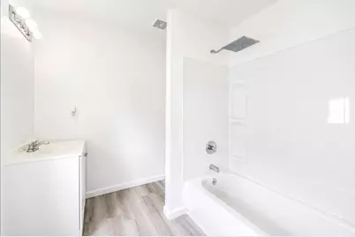 11938 Greenglen Drive, Houston, TX 77044 - Photo 11