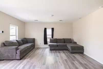 11938 Greenglen Drive, Houston, TX 77044 - Photo 3