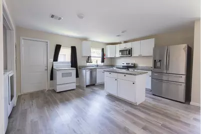 11938 Greenglen Drive, Houston, TX 77044 - Photo 11