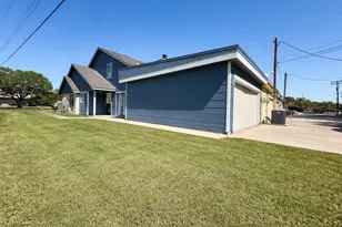 600 Price Dr, Wharton, TX 77488 - Photo 3