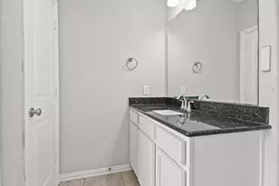 702 S Galley Dr, Crosby, TX 77532 - Photo 19