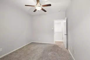702 S Galley Dr, Crosby, TX 77532 - Photo 29