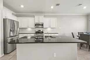 702 S Galley Dr, Crosby, TX 77532 - Photo 13