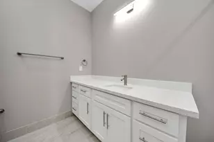 516 Bolster St, Baytown, TX 77520 - Photo 13