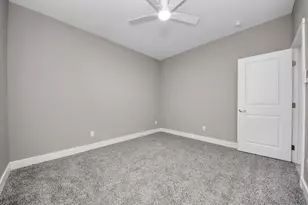 516 Bolster St, Baytown, TX 77520 - Photo 21