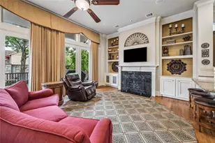 907 Queen Annes Rd, Houston, TX 77024 - Photo 7
