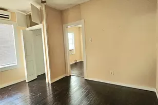 614 43rd St, Galveston, TX 77550 - Photo 3