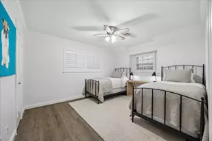 9134 Olathe St, Houston, TX 77055 - Photo 13
