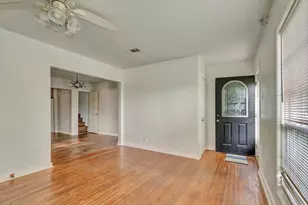 1214 W 6th St, Freeport, TX 77541 - Photo 5