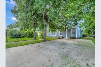 1214 W 6th Street, Freeport, TX 77541 - Photo 1