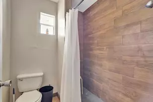 1214 W 6th St, Freeport, TX 77541 - Photo 27