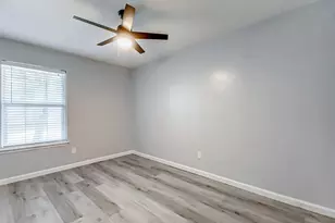 5122 W Bellfort Ave, Houston, TX 77035 - Photo 17