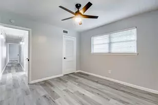 5122 W Bellfort Ave, Houston, TX 77035 - Photo 23