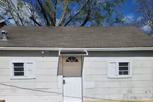 211 Ave B, La Marque, TX 77568 - Photo 1