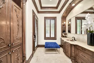 11103 Memorial Dr, Houston, TX 77024 - Photo 33