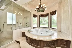 11103 Memorial Dr, Houston, TX 77024 - Photo 35