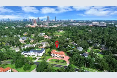 11103 Memorial Drive, Houston, TX 77024 - Photo 49